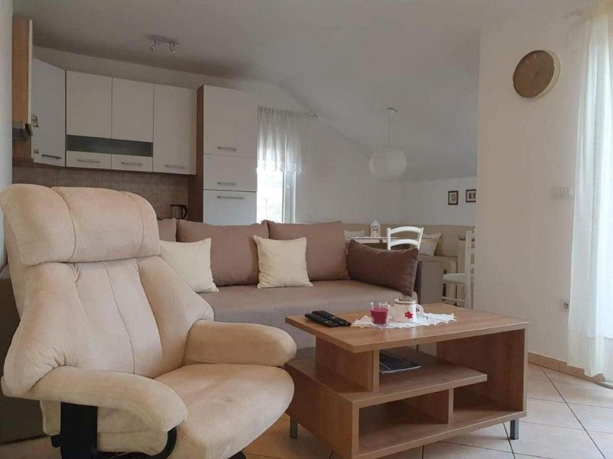 Apartment Majer โมโกชิซา ภายนอก รูปภาพ